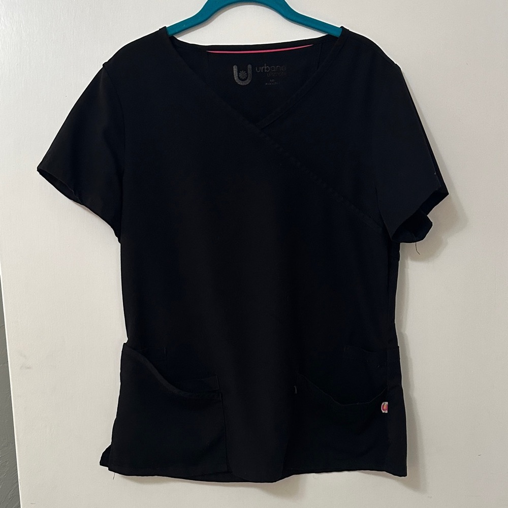 Urbane Ultimate Women’s Scrub Top